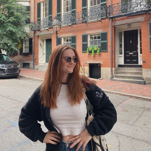 Meet your Posher, Daisy - Picture 5 of 7